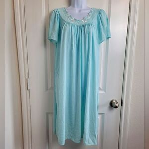 MISS ELAINE Nylon Nightgown